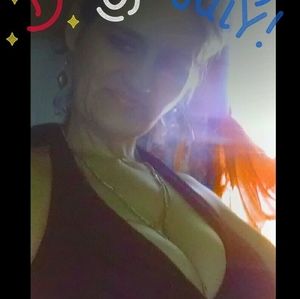 Meet your Posher, Stacy